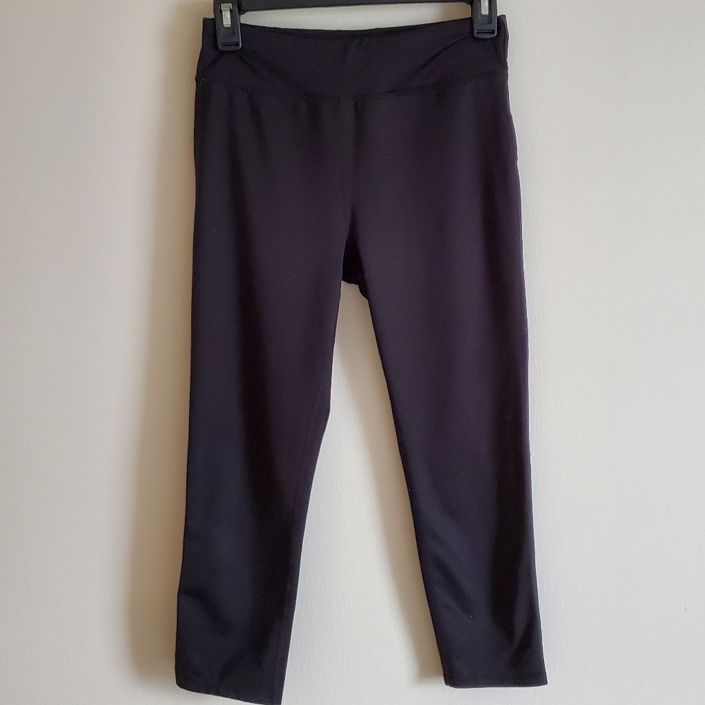 Woman's Eastern Mountain Sports 3/4 Length Active Leggings - Size S